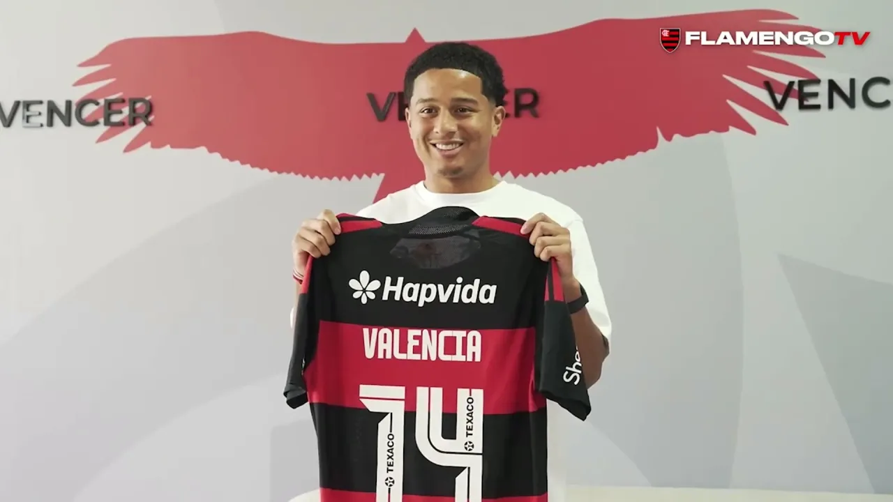 Anthony Valencia fala sobre chegada ao Fla e sonho de vencer a Libertadores