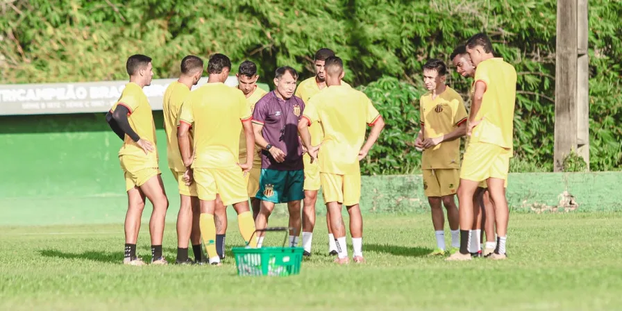 Sampaio já tem seis jogadores com contrato para a temporada 2027