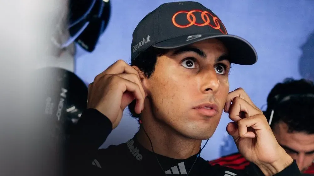 F1: Hamilton se irrita com Leclerc, e Ferrari cogita impor regras à dupla
