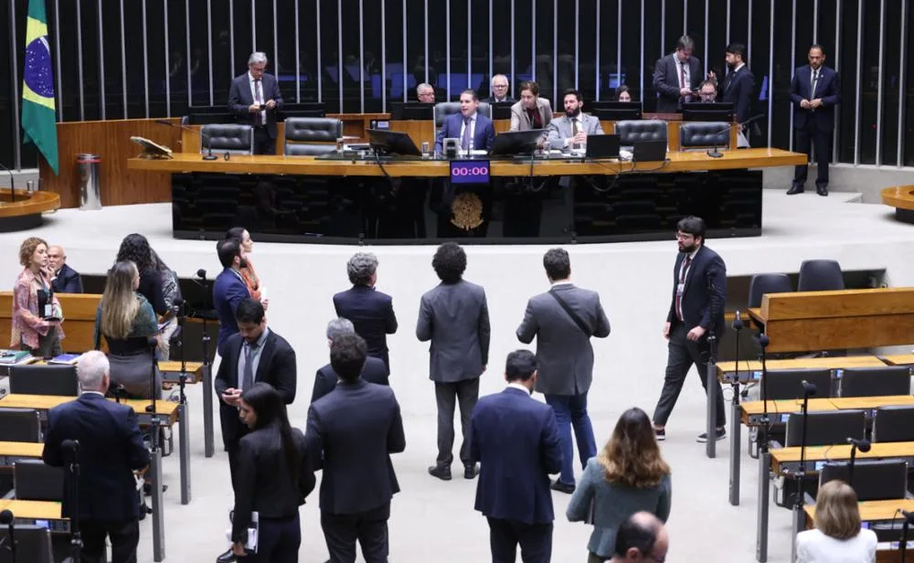 Taxa das blusinhas: falta de coerência atrapalhou debate, diz varejo