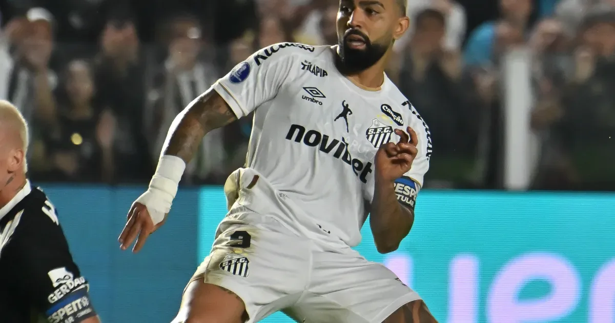 Gabigol decide no fim, Santos bate Remo e conquista quarta vitória seguida no Brasileirão