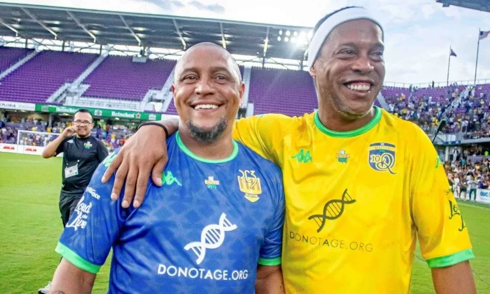 Roberto Carlos revela que perdeu 99% do que ganhou nos gramados: ‘Deixaram minha conta zerada’