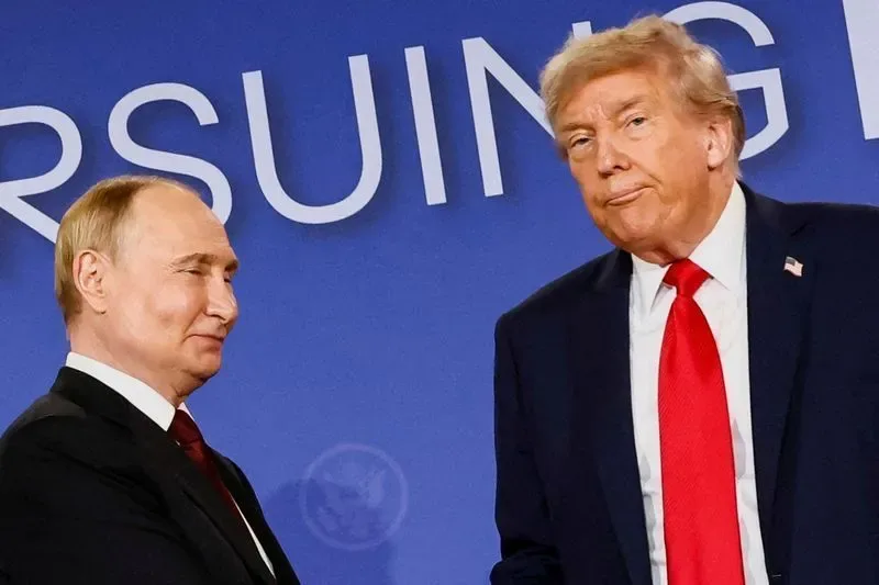 Enviado de Trump chega em Belarus para negociar libertação de prisioneiros