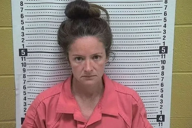 Mãe é condenada nos EUA por matar filho de 11 meses após disputa pela guarda da criança
