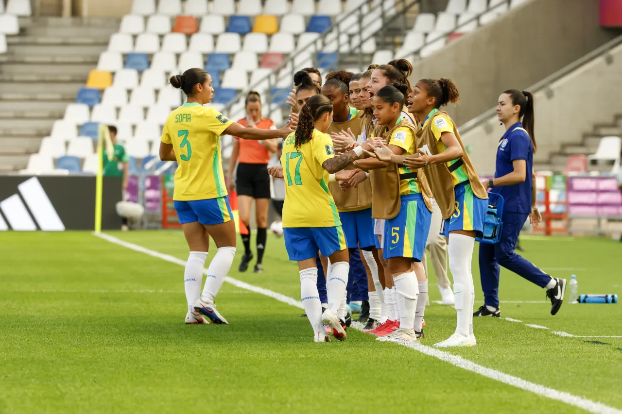 Brasil vence Canadá e se classifica para a próxima fase da Copa do Mundo Feminina Sub-20
