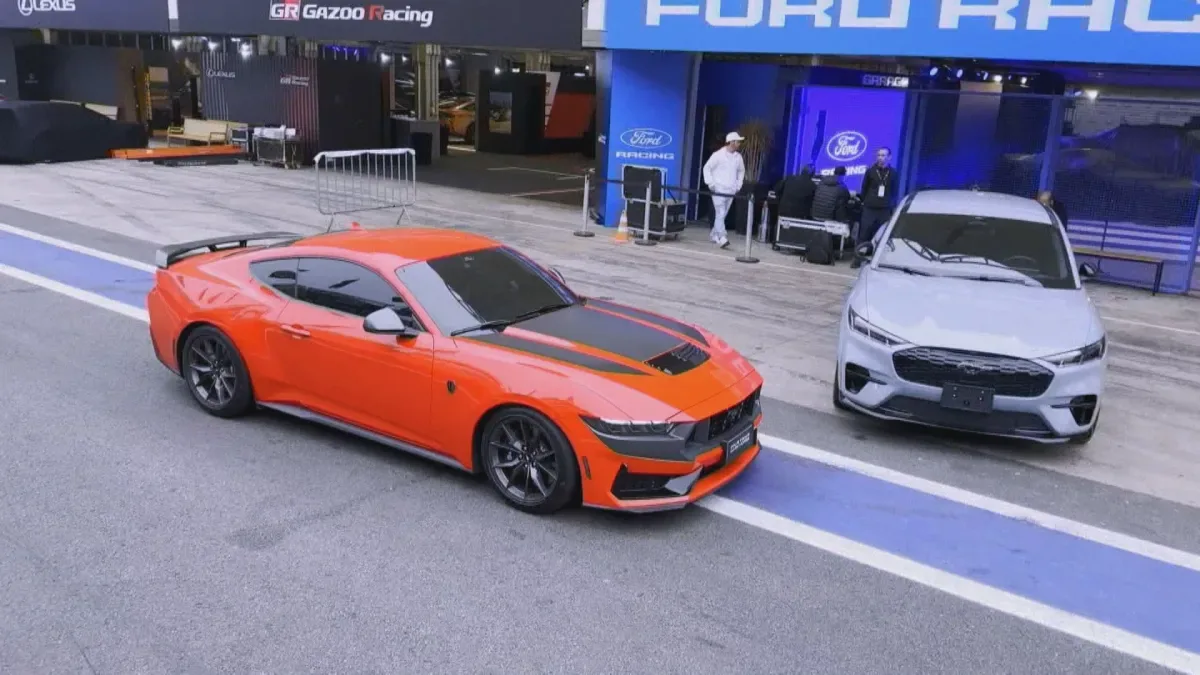 Márcio Gomes acelera Mustang em Interlagos em edição do CNN Turbo
