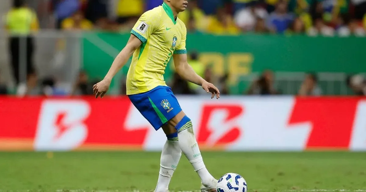 Wesley é cortado e Vanderson é convocado para amistosos da Seleção
