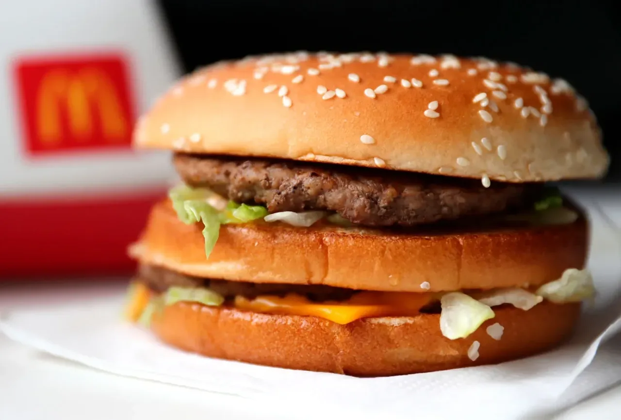 Como o McDonald’s usa IA para definir o preço do Big Mac