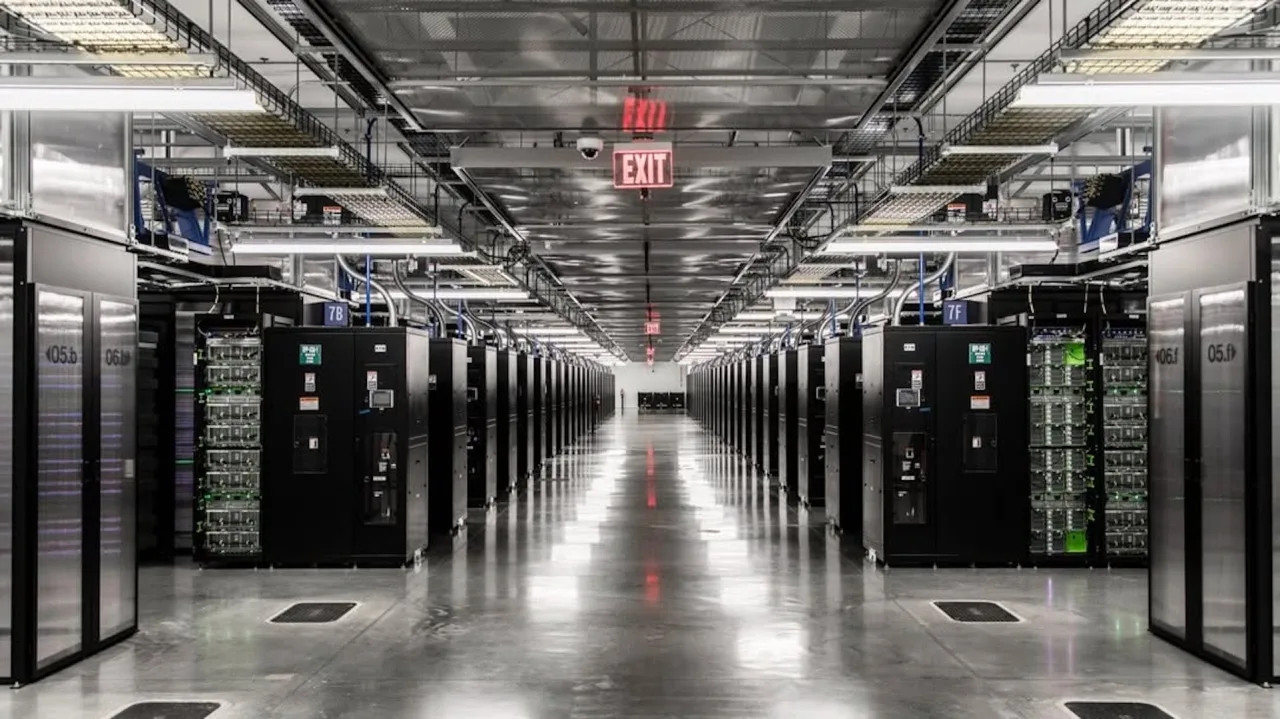 IA deve movimentar US$ 31,6 trilhões em data centers até 2050