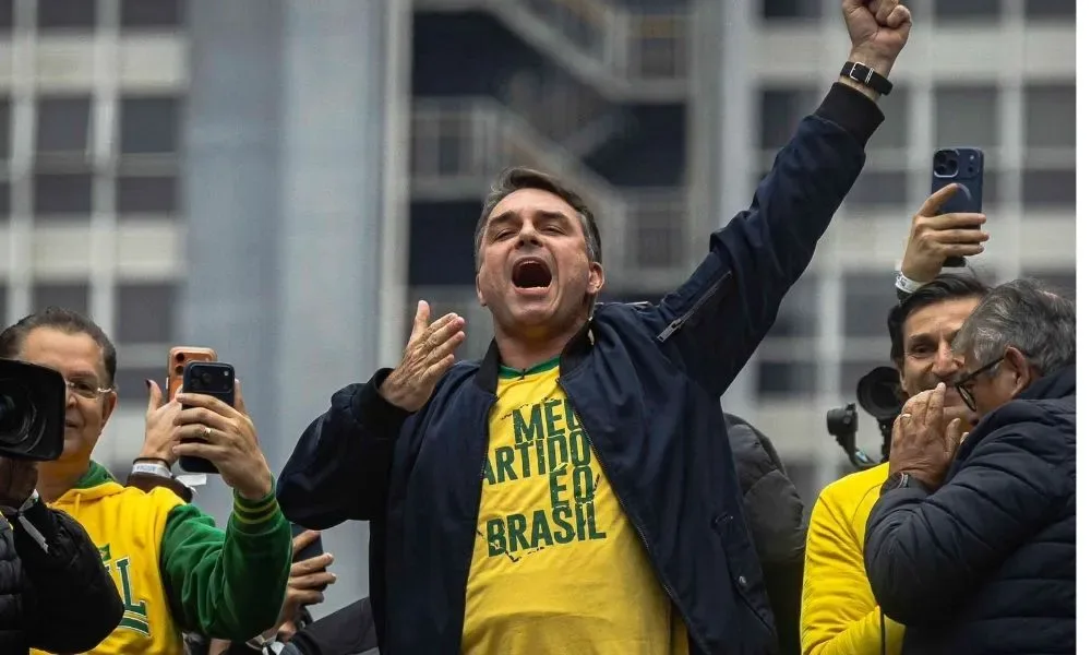 Ato na Paulista anima Flávio e aliados já esperam virada nas pesquisas