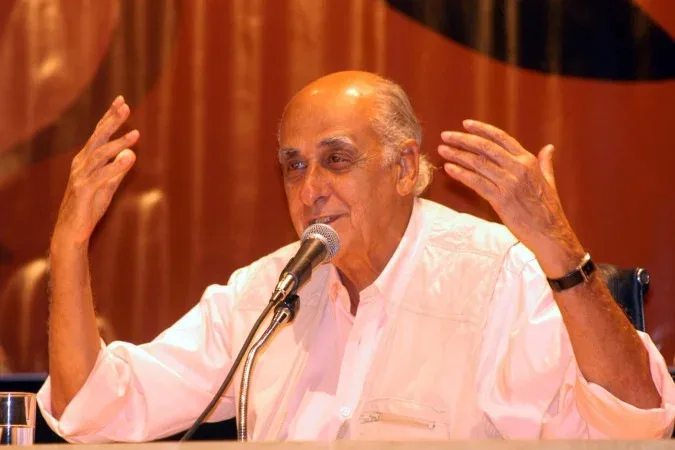 Morre o jornalista Zuenir Ventura, aos 95 anos