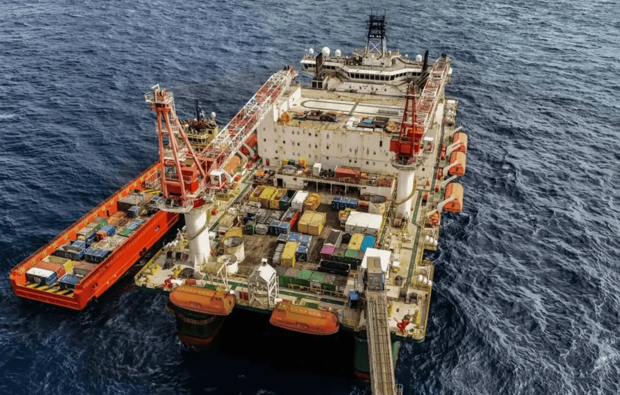 Produção de petróleo sobe 13% e bate 2º recorde seguido