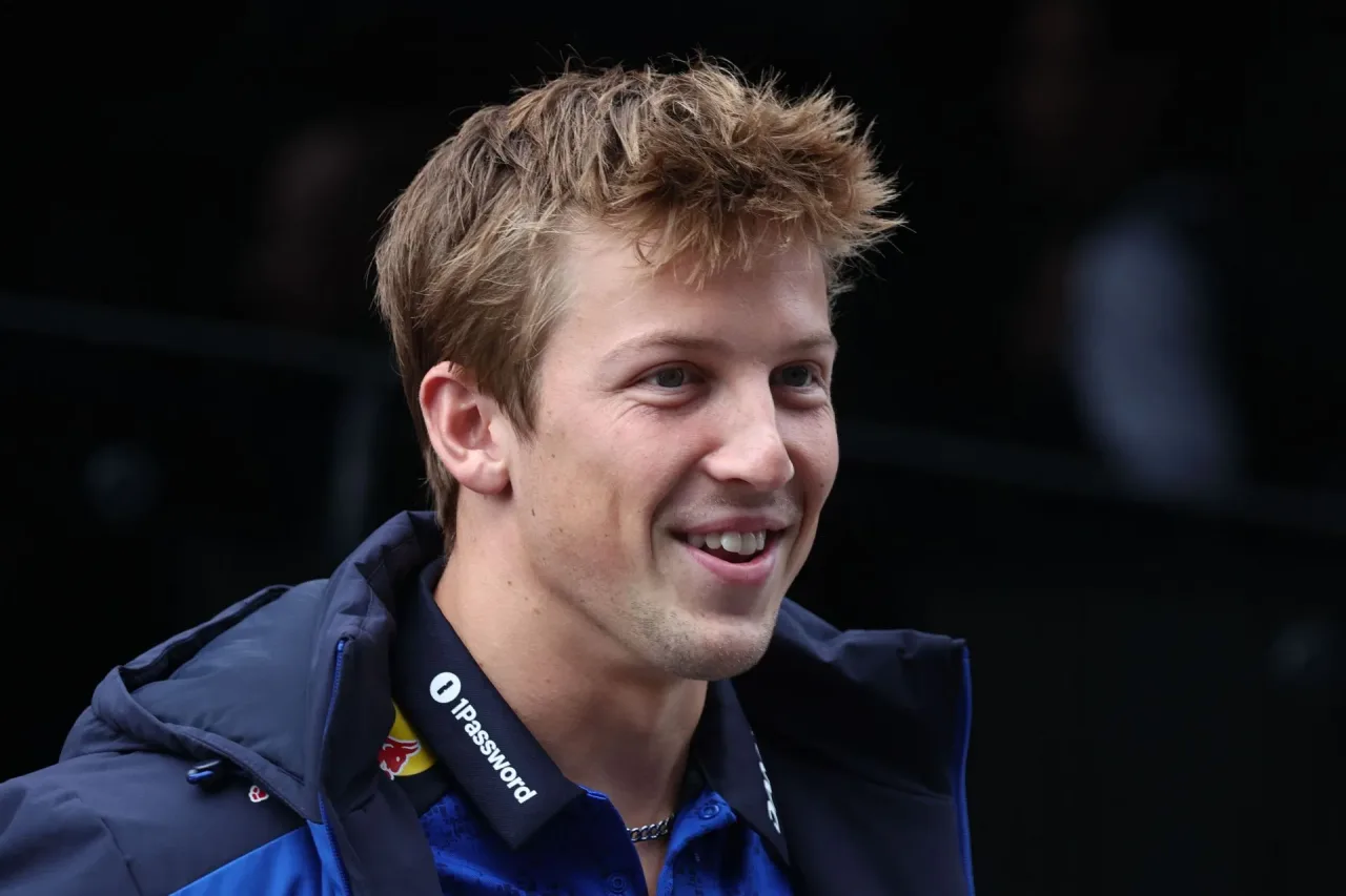 Com Hadjar fora, Red Bull mantém Lawson no GP da Itália