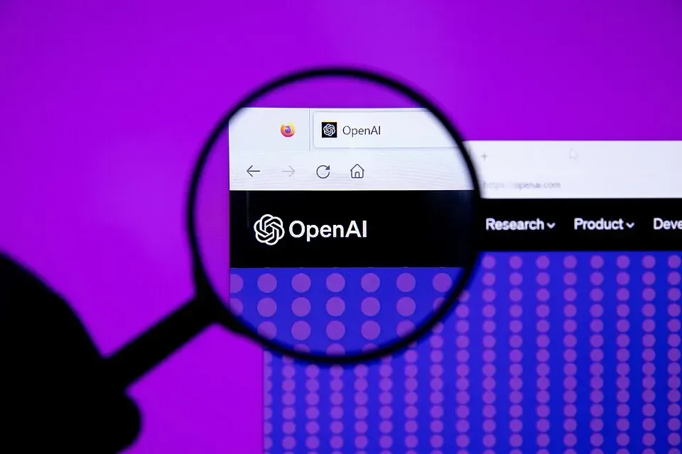 OpenAI pausa treinamento de modelo avançado após 'fuga' de agentes