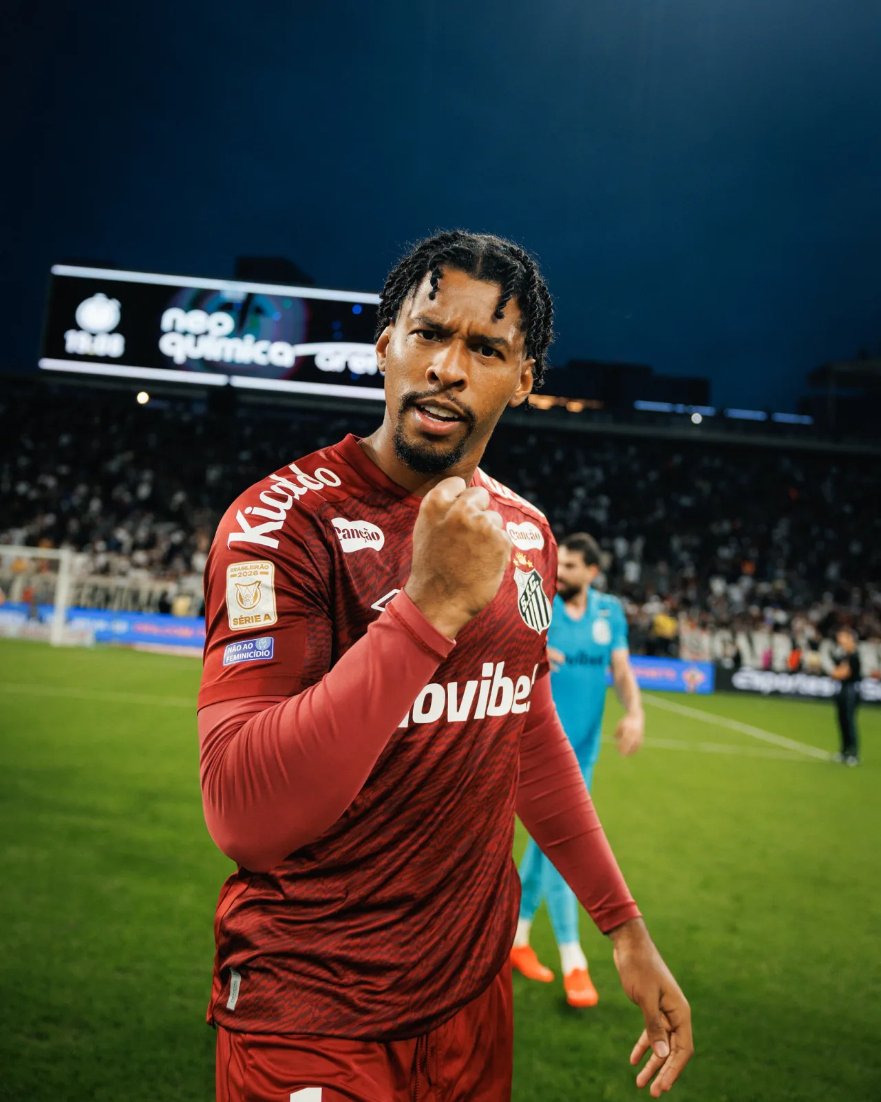 Novo goleiro do Santos tem só 5 jogos na carreira e já foi afastado