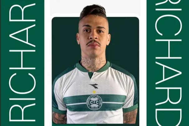 Coritiba anuncia contratação de ex-Corinthians para sequência da temporada