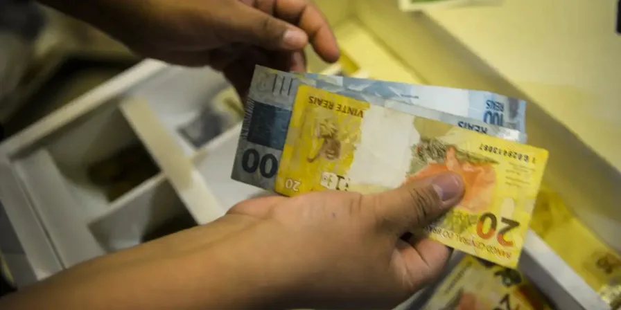 Índice de Atividade Econômica recua 0,2% em julho, diz Banco Central