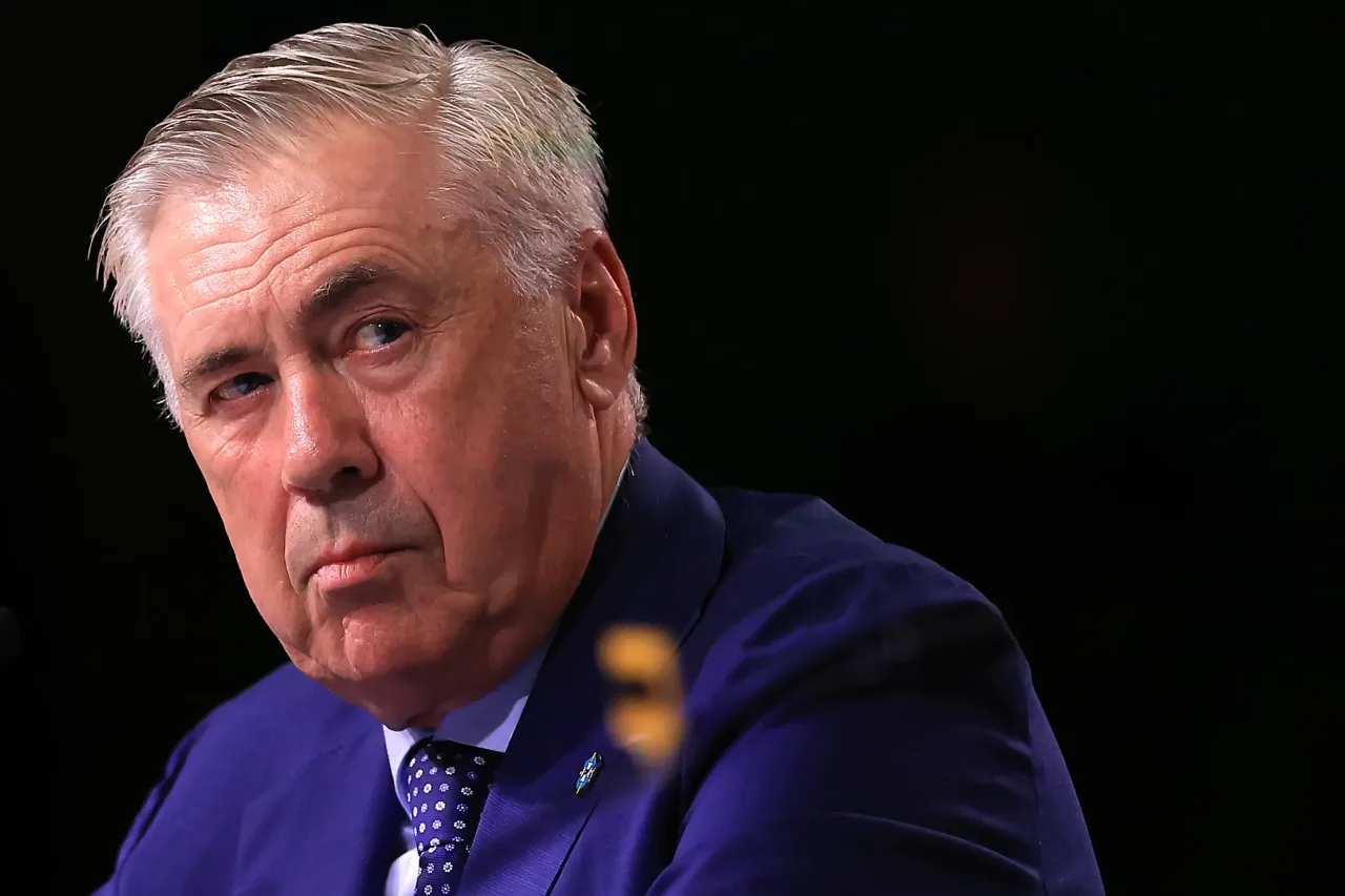 Como Ancelotti avalia o corte no limite de estrangeiros a partir de 2027?