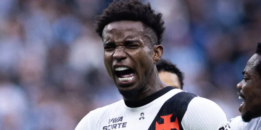 Com gol de maranhense, Vasco bate o Grêmio de virada e embola briga contra o Z4