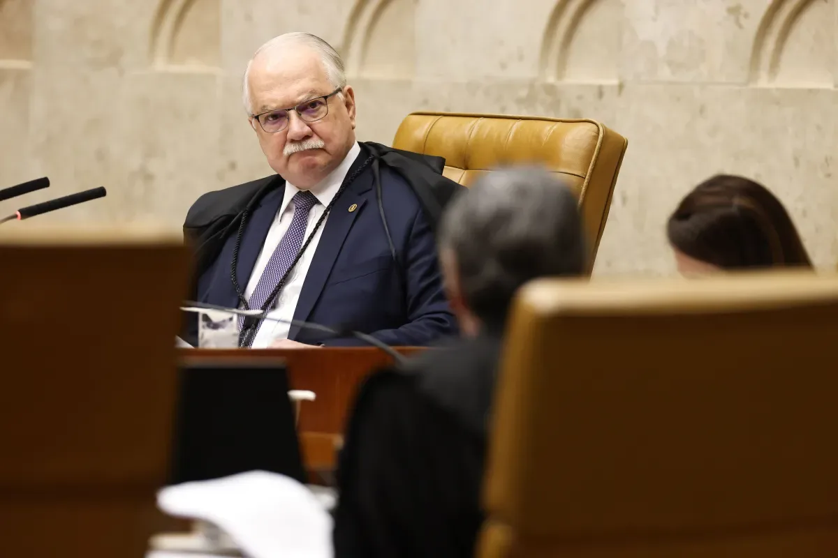 Cada movimento de Fachin cria um novo “nó” no Supremo, diz Maierovitch