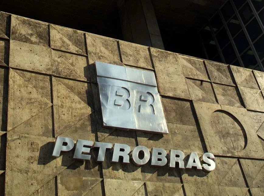 Petrobras aprova adesão à subsídio do óleo diesel