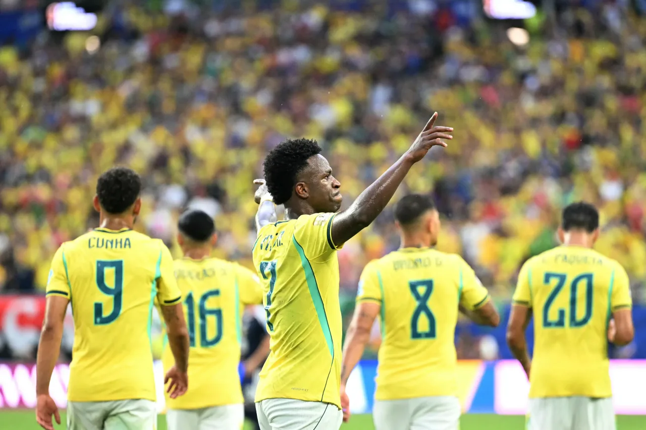 Brasil goleia Austrália em jogo de viradas; veja quem fez os gols