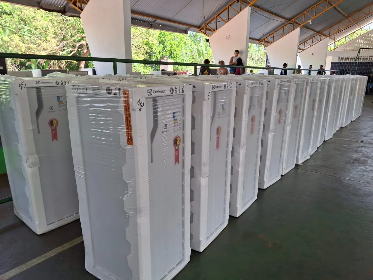 Anajatuba recebe Projeto E+ Geladeira Nova