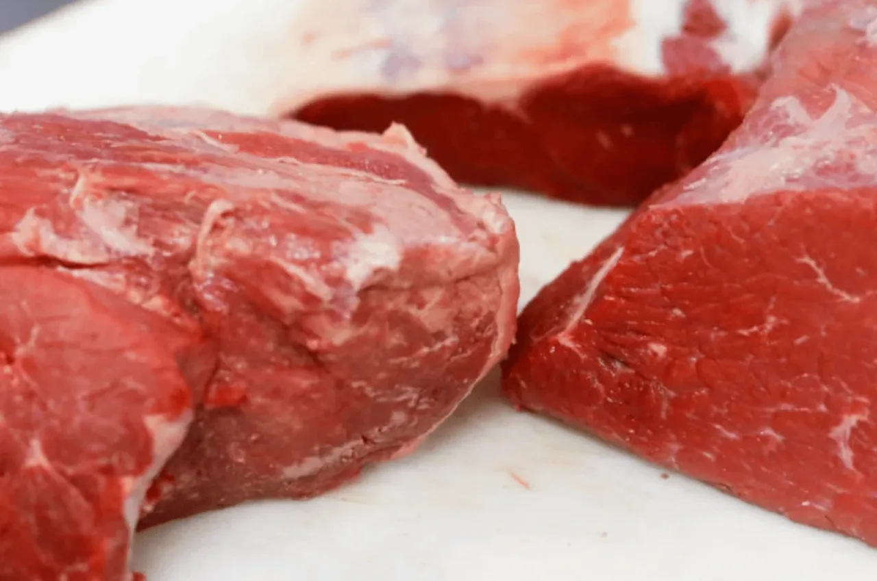 Trump assina ordens para apoiar pecuaristas e baratear carne