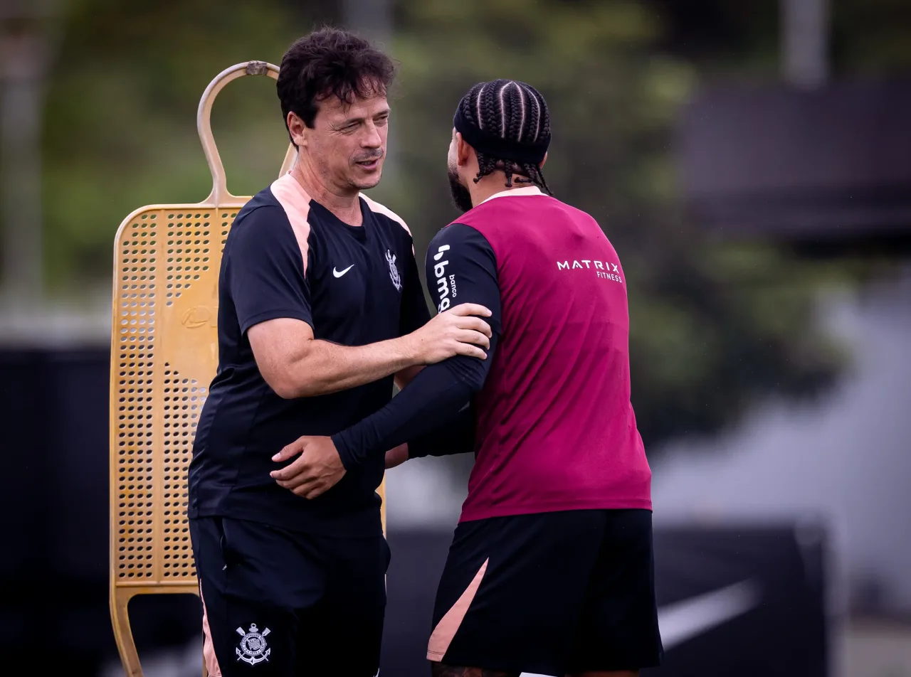 Corinthians encerra preparação para enfrentar a Chapecoense; veja provável escalação