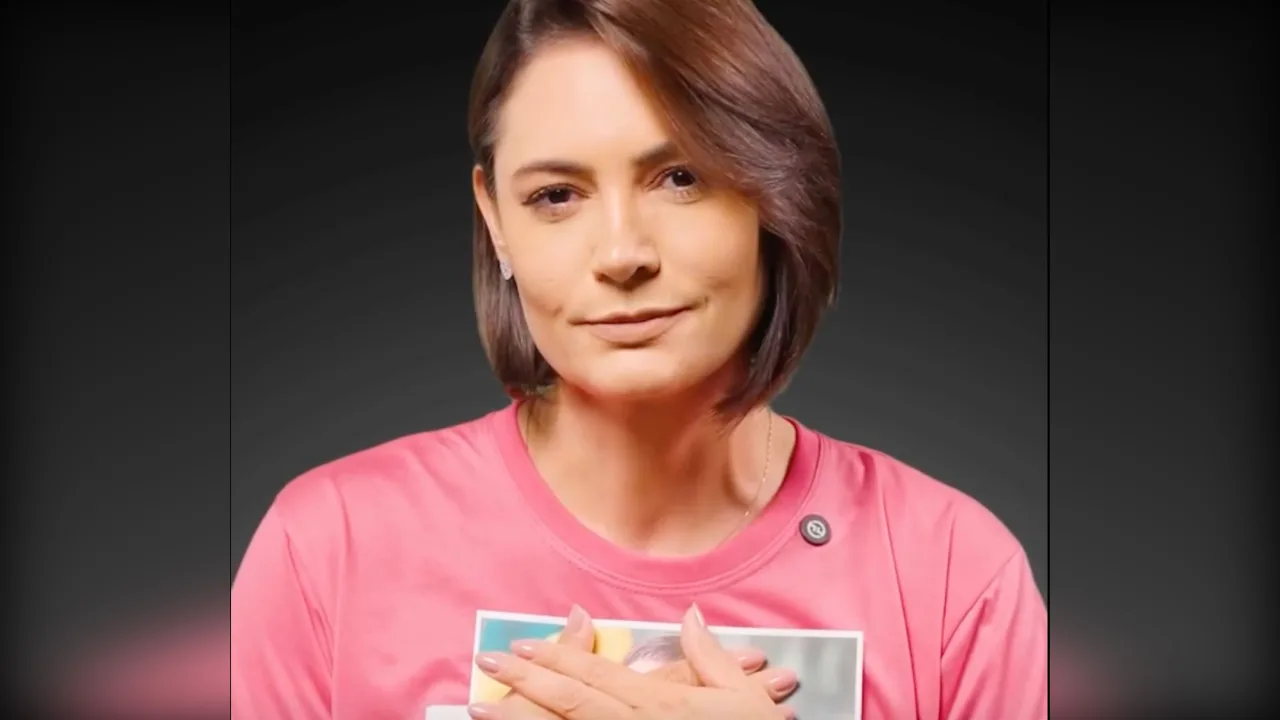 TRE-DF volta atrás e libera propaganda de Michelle com imagem de Bolsonaro