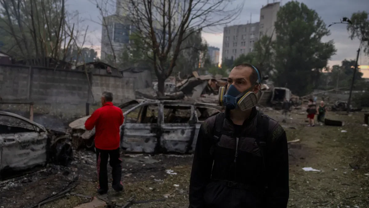 Ataques russos contra Kiev deixam ao menos nove mortos