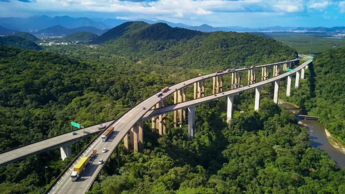 Brasil deve dobrar investimentos para zerar deficit em infraestrutura
