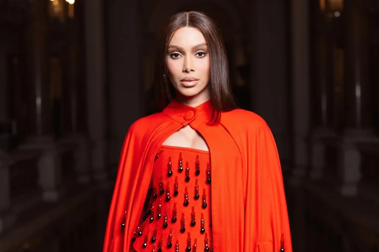 Anitta em Paris é parte do plano: como Brasil virou peça-chave da L'Oréal, gigante de R$ 280 bilhões