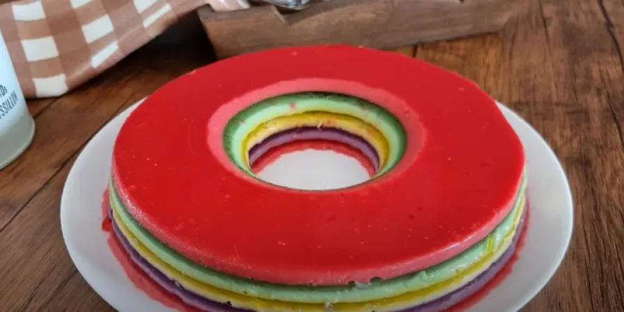 Gelatina Colorida em Camadas Saborosa