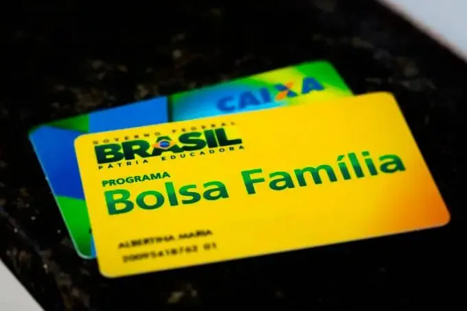 MP junto ao TCU pede suspensão de reajuste do Bolsa Família