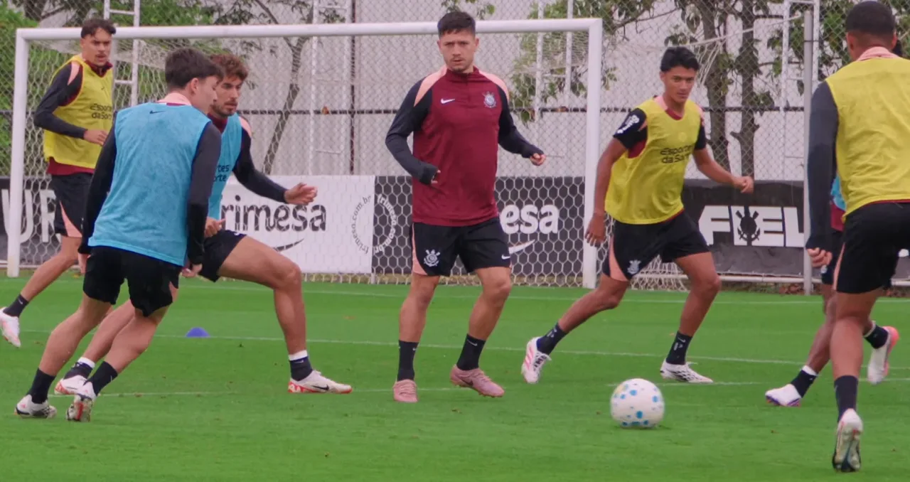 Corinthians se reapresenta e terá desfalques para pegar a Chape