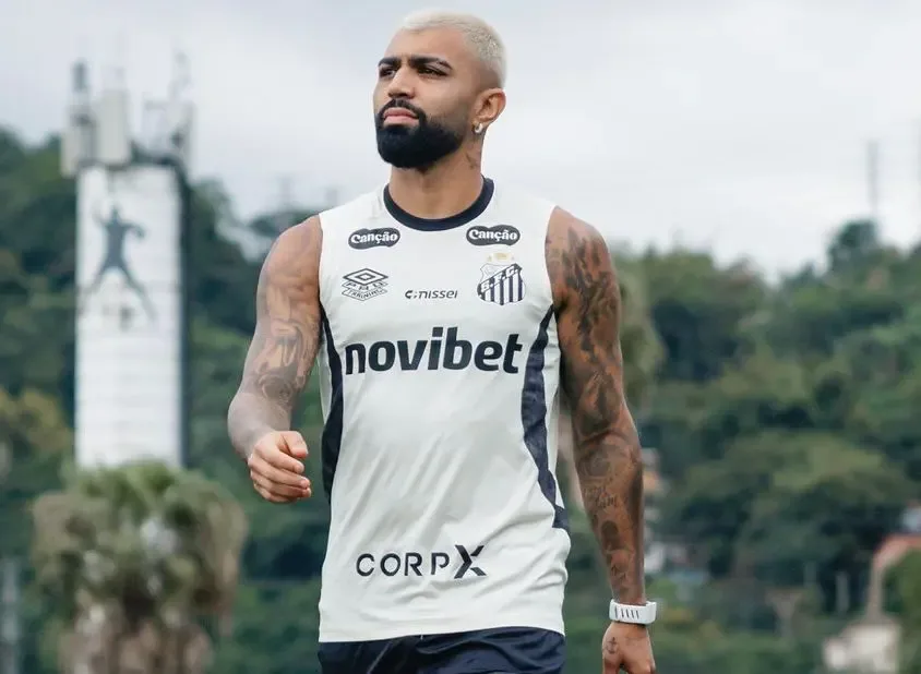Com futuro incerto no Santos, Gabigol revela desejo de voltar ao Flamengo
