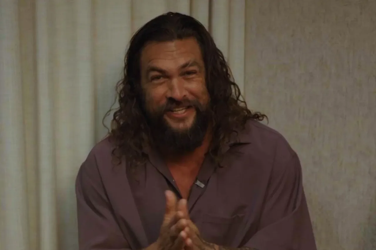 Jason Momoa é detonado por famoso roteirista da DC por atuação em 'Supergirl'