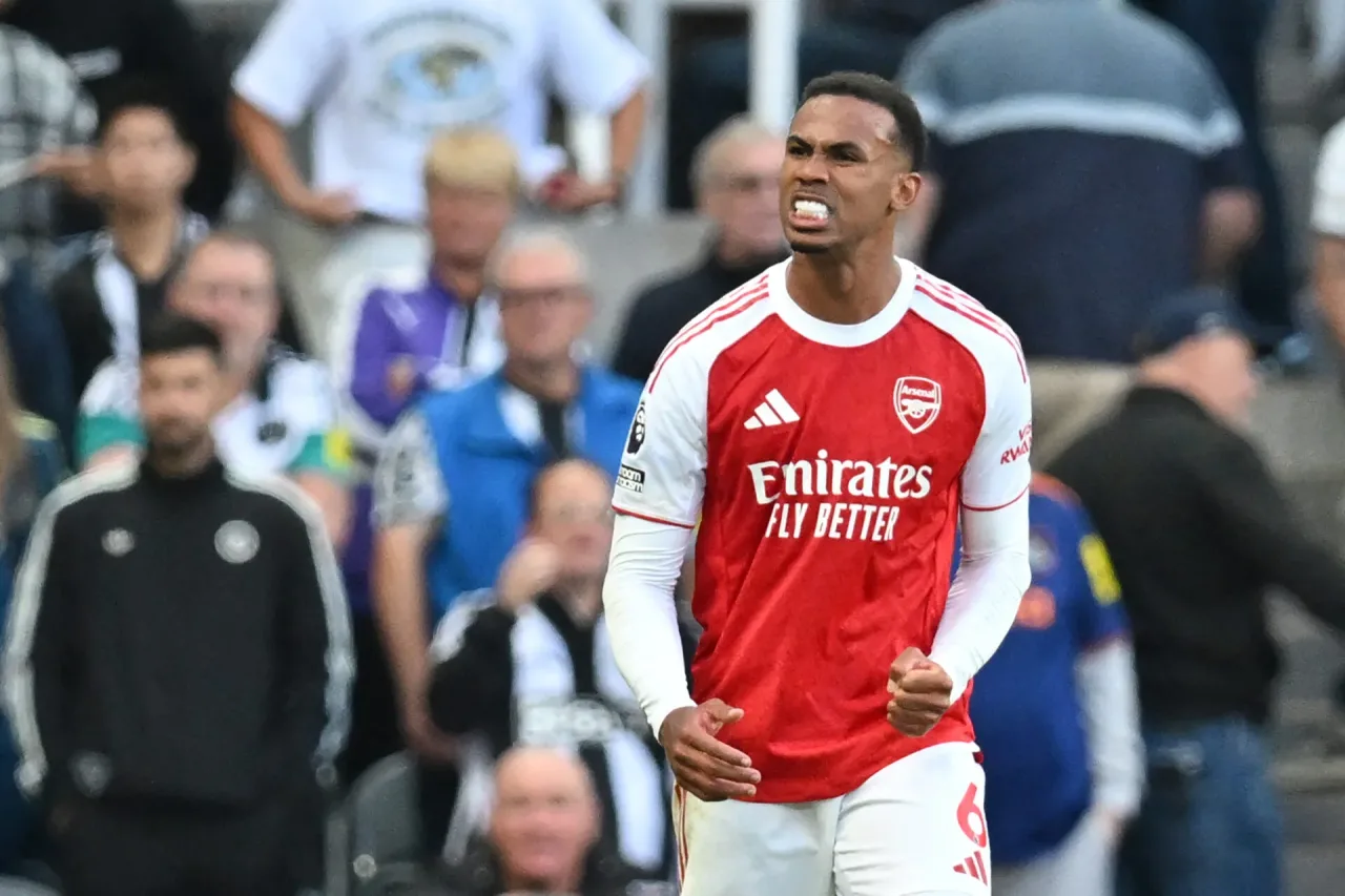 Brasileiro é eleito top-3 do início da Premier League; veja lista