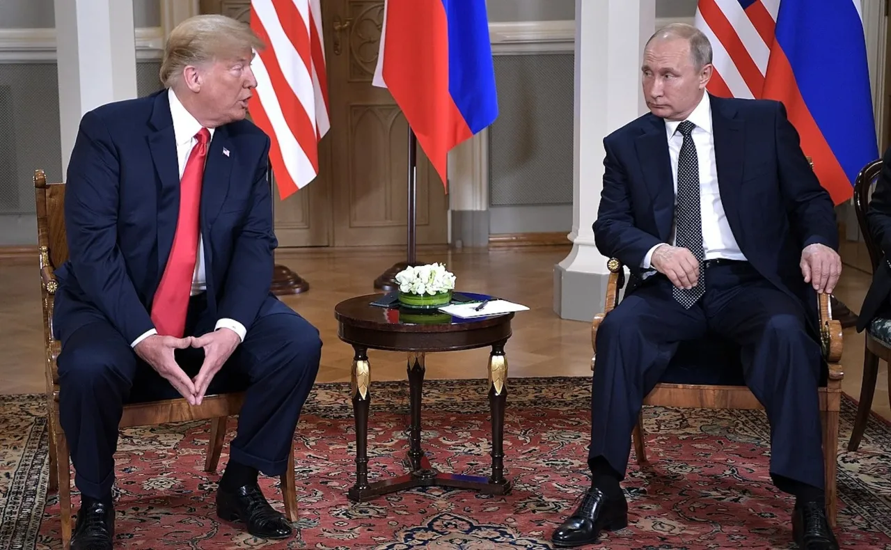 Trump assina lei com novas sanções à Rússia e a Putin