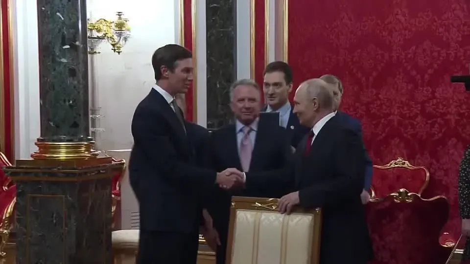 Análise: Após encontro com Putin, enviados de Trump irão direto a Zelensky