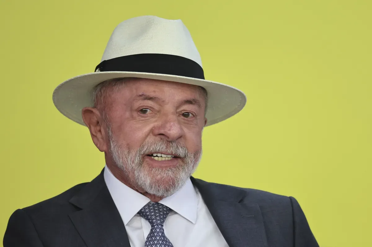 Lula diz que obsessão de Flávio é “pegar Alexandre de Moraes”