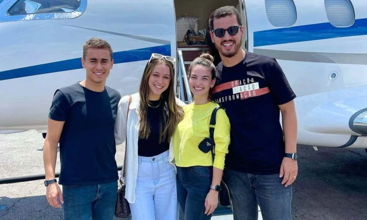Mensagens revelam que Vorcaro afirmou ter financiado voos de Nikolas Ferreira