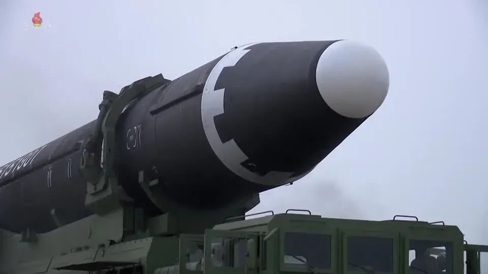 Kim Jong-un diz que vai aprofundar laços com a Rússia em mensagem a Putin