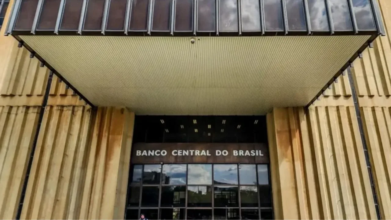 À PF, Vorcaro negou que funcionário do BC tenha atuado em seu favor