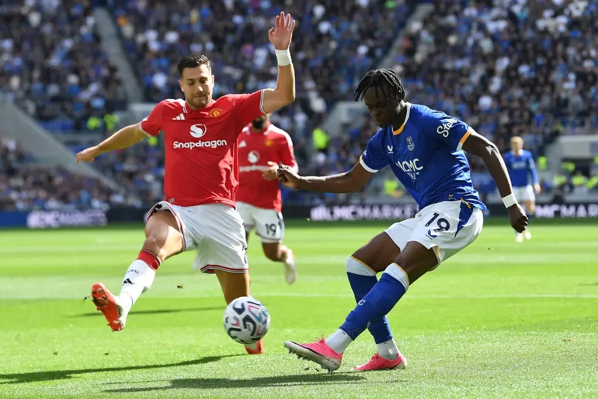 Veja fotos do duelo entre Everton e Manchester United pelo Inglês