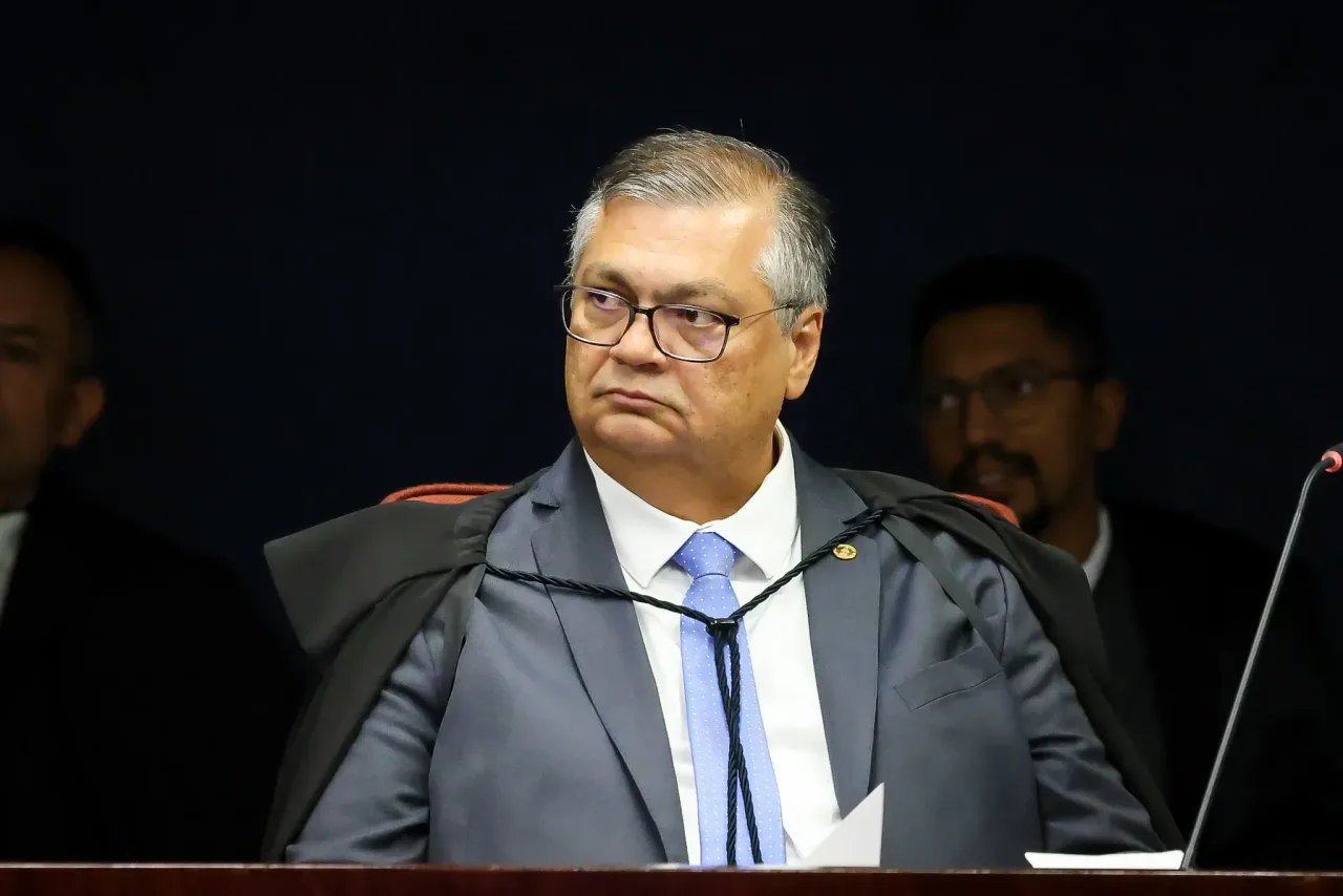 Dino anula decisão de Mendonça e libera posts sobre Nossa Senhora Aparecida permanecer padroeira