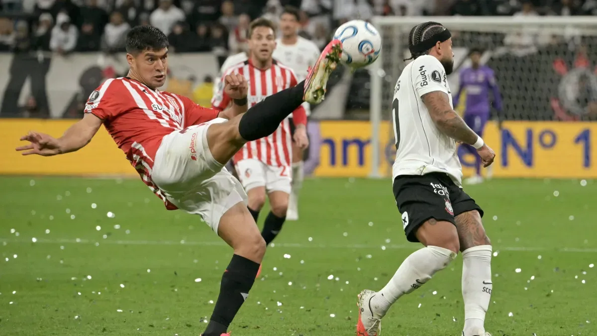 Comentarista sobre futuro do Corinthians: “Lutar contra o rebaixamento”