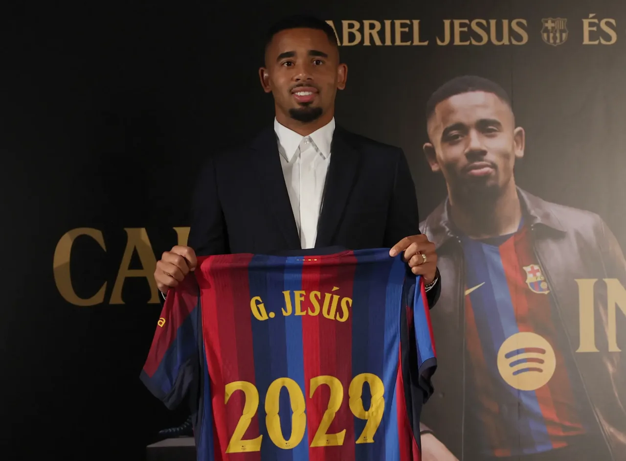 ‘Não me incomoda’, diz Gabriel Jesus sobre ser ‘plano B’ de Julián Álvarez