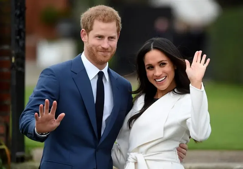 Harry e Meghan são considerados cidadãos comuns, diz rei Charles